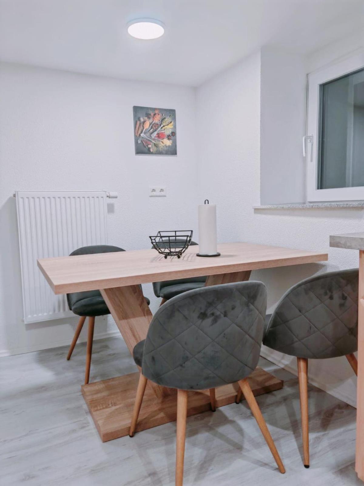 Charmantes Schickes Apartment Neuenstadt am Kocher Exteriör bild